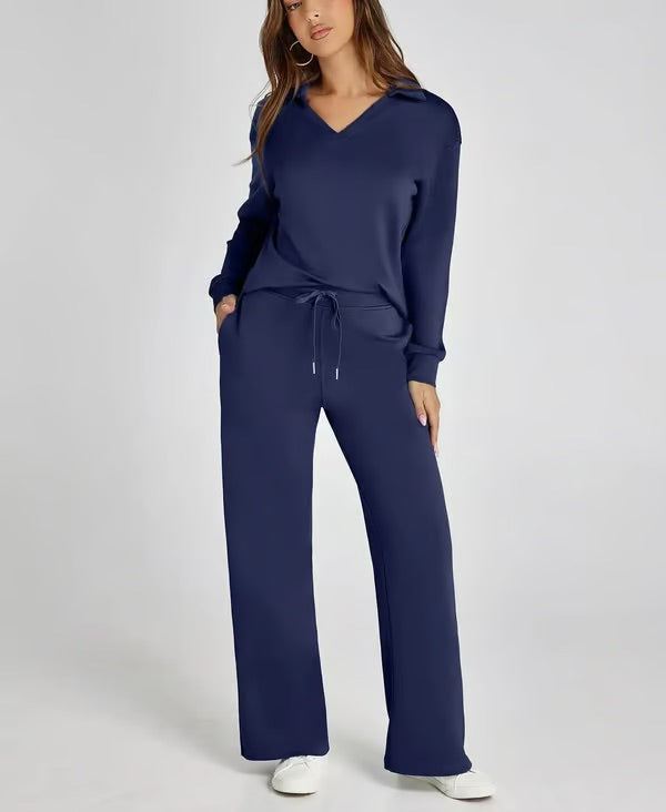 Breathable two-piece women's set, ideal for a stylish and comfortable home or casual look.