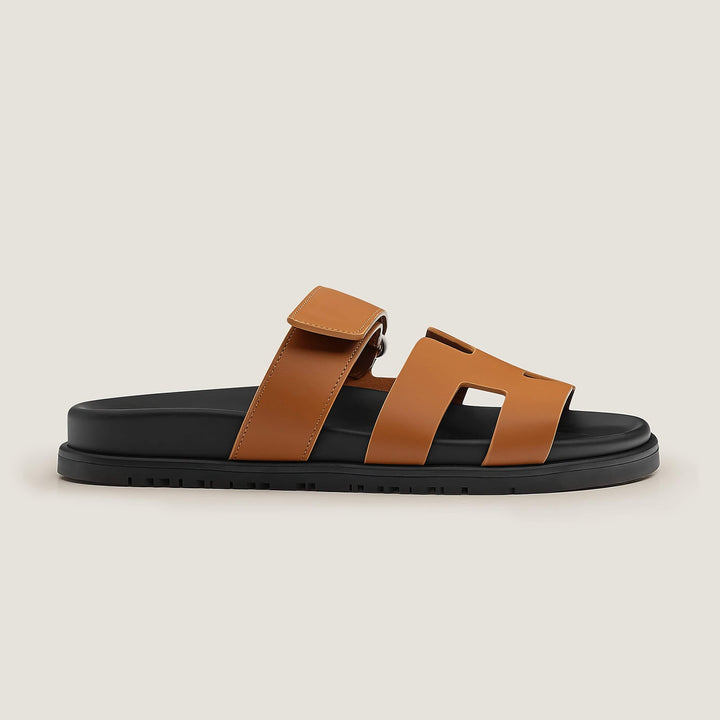 Women's summer flat sandals, easy slip-on design for modern comfort.