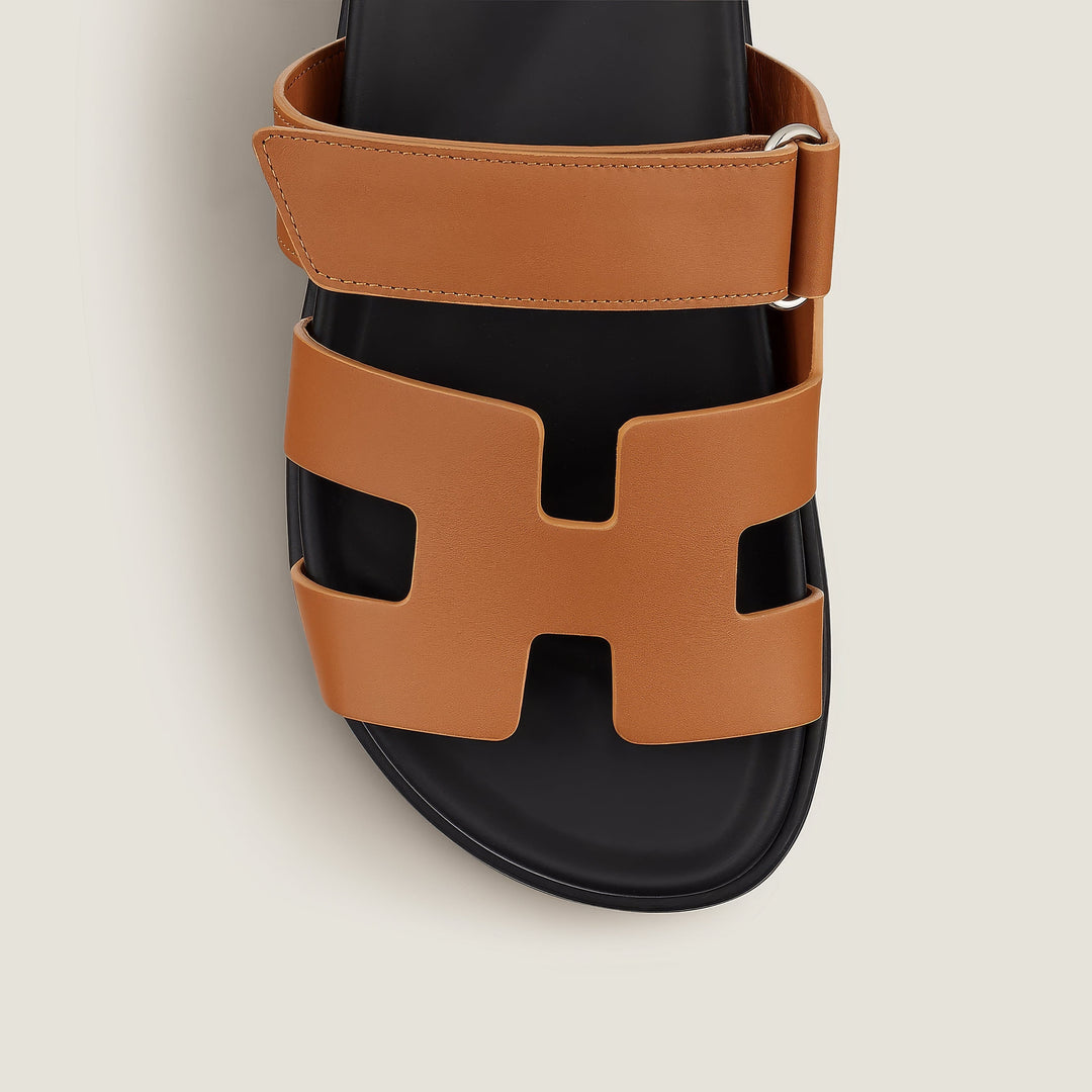 Casual chic women's slip-on flat sandals, perfect for warm weather style.