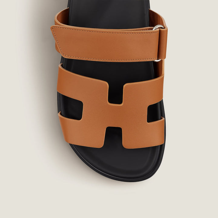 Casual chic women's slip-on flat sandals, perfect for warm weather style.