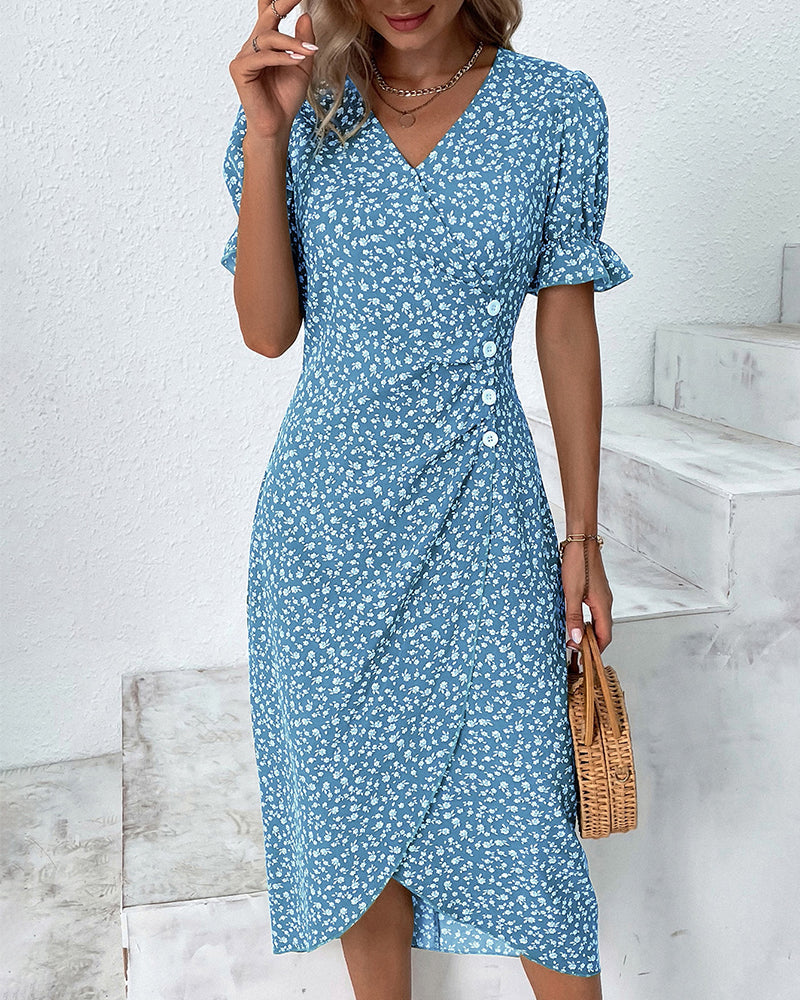 Beautiful women's floral print wrap midi dress, featuring a flattering V-neck and trendy puff sleeves.