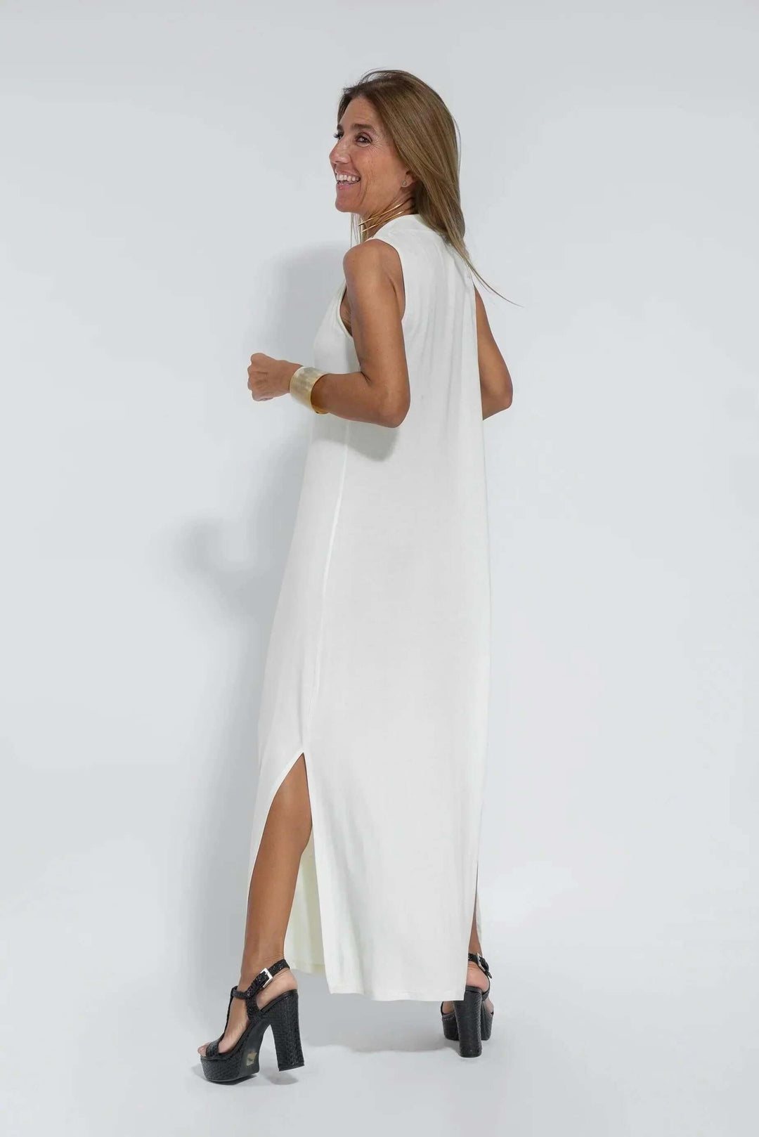Everyday wear women's flowy maxi dress and cardigan set. Chic and comfortable two-piece outfit.