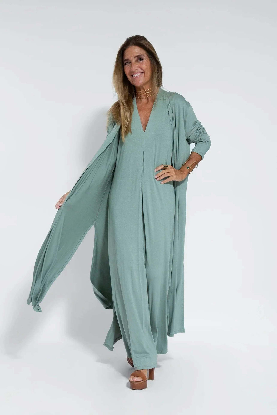 Women's flowy maxi dress, a versatile piece with a matching cardigan for elegant comfort.