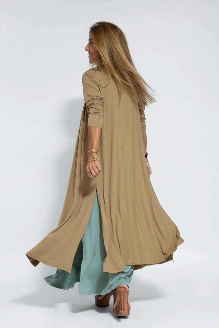 Effortless women's flowy maxi dress with cardigan. Elegant and comfortable two-piece for daily style.