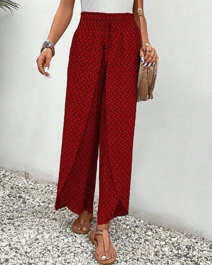 Versatile women's palazzo pants, easily dressed up or down for casual elegance.