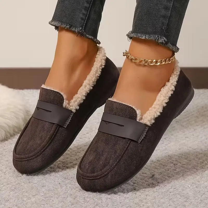 Effortlessly stylish women's fluffy lined loafers, delivering cozy comfort for fall and winter.