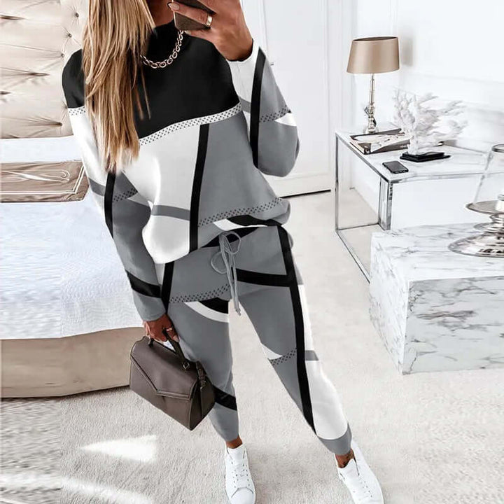 Comfortable women's knit set, two-piece geometric loungewear with jogger pants for stylish relaxation.