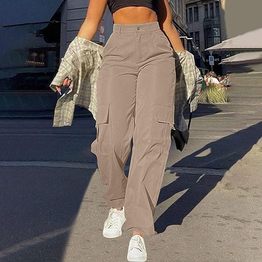 Back view of women's high-waist cargo pants, highlighting the flattering high-waist & rear pockets.