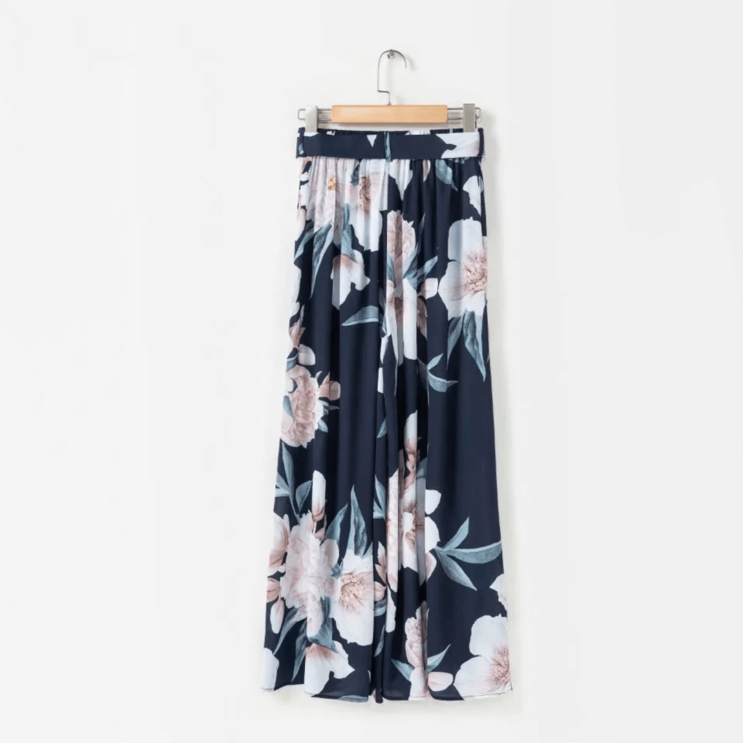 Women's high waist floral print trousers with a loose fit, perfect for casual spring & summer style.
