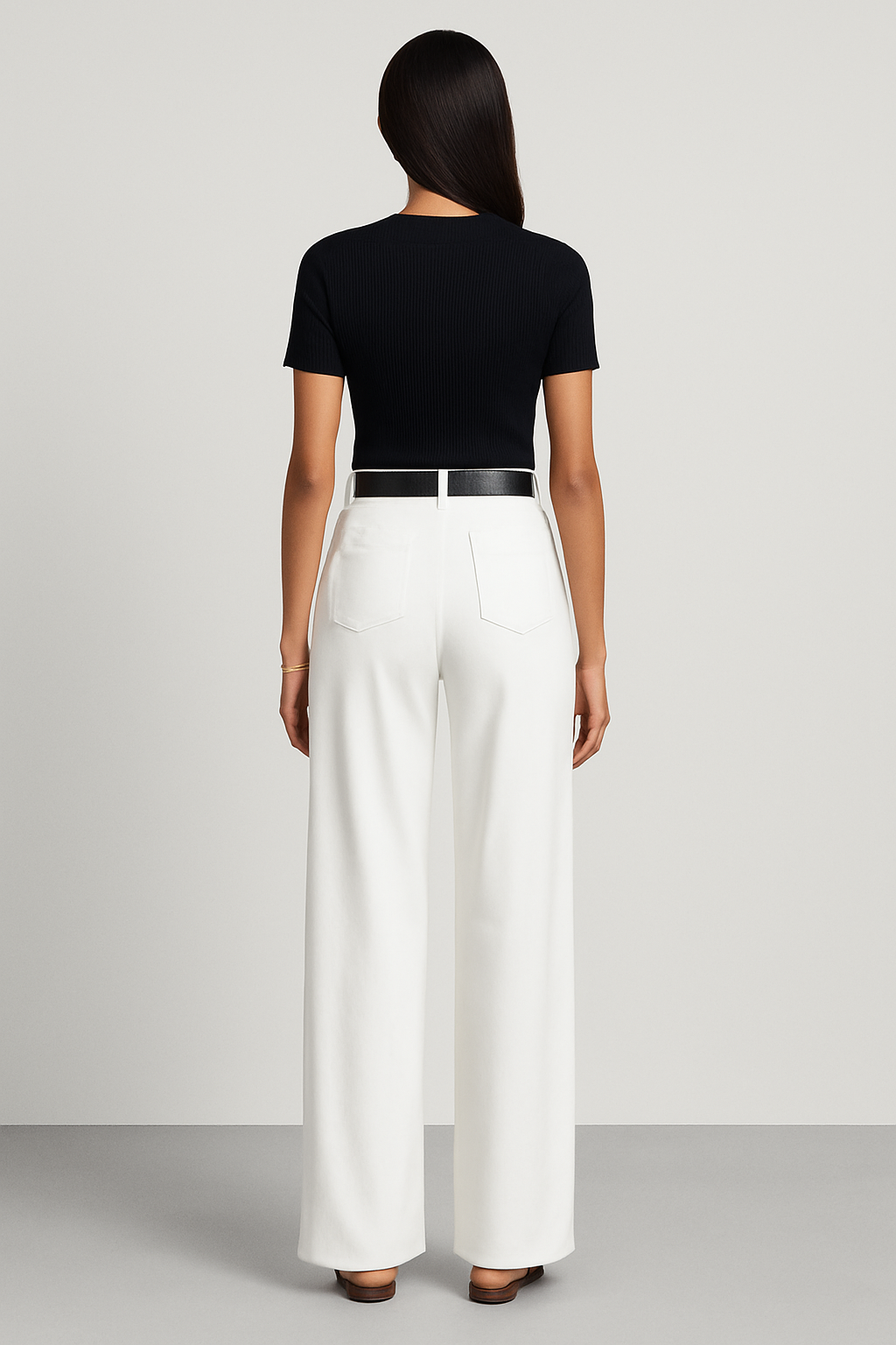 Elegant women's high-waist wide-leg tailored pants, offering a sophisticated and comfortable fit.