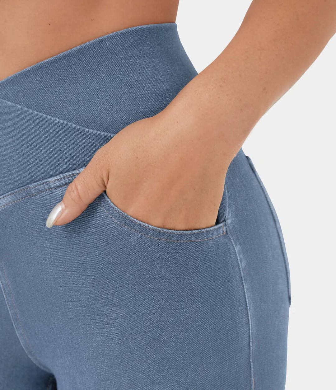 Women's comfortable flared jeans, high-waisted elastic design, perfect for retro looks.