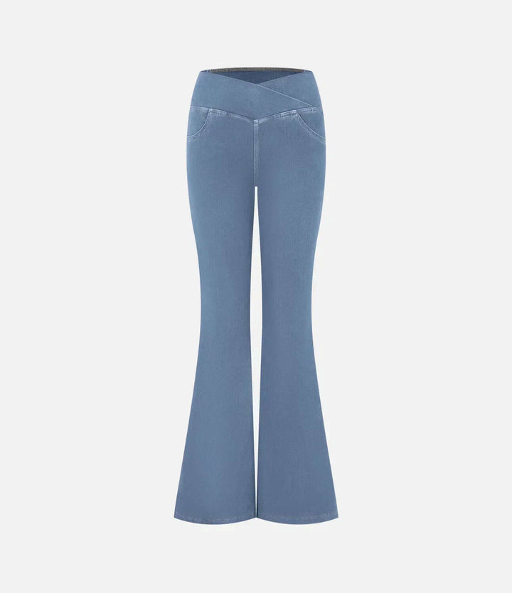 Retro women's high-waisted elastic flared jeans, comfortable & stylish for casual outfits.
