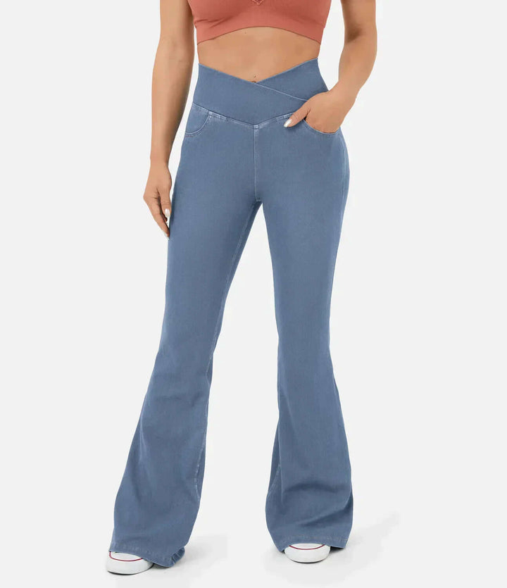 Classic women's high-waisted flared jeans, elastic waist for a relaxed, comfortable fit.