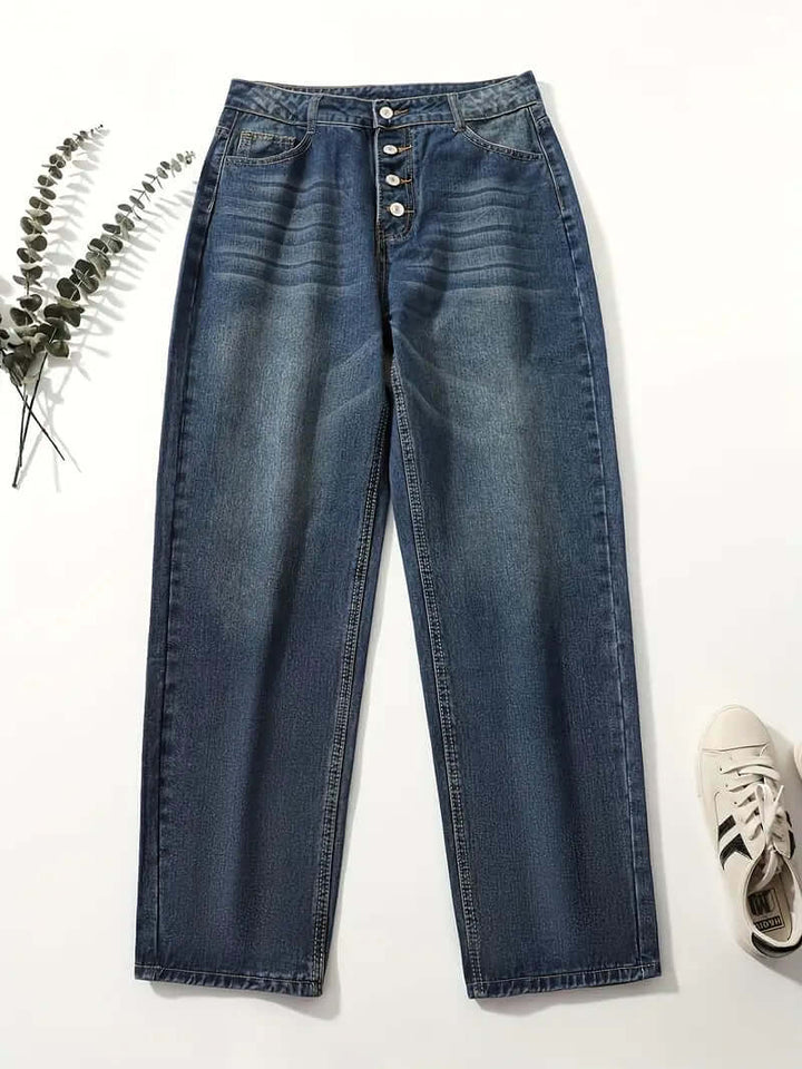 High-waisted loose fit denim jeans for women, offering a stylish and relaxed look.