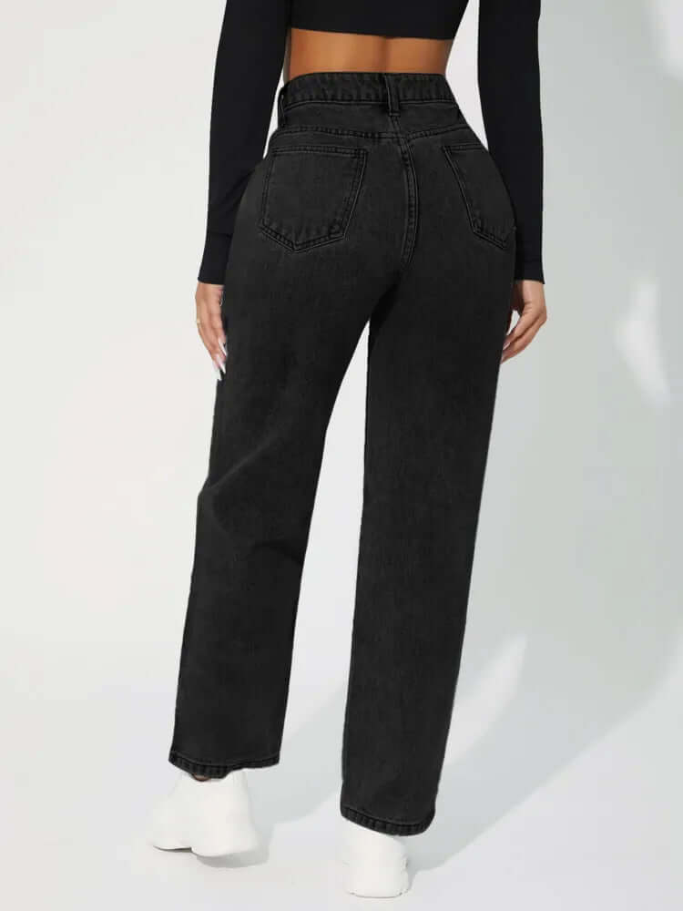 Versatile women's straight leg high-waisted jeans, ideal for fashion-forward casual looks and daily comfort.