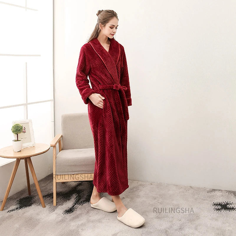 Soft ladies sleepwear, a luxurious women's bathrobe designed for ultimate comfort and home relaxation.