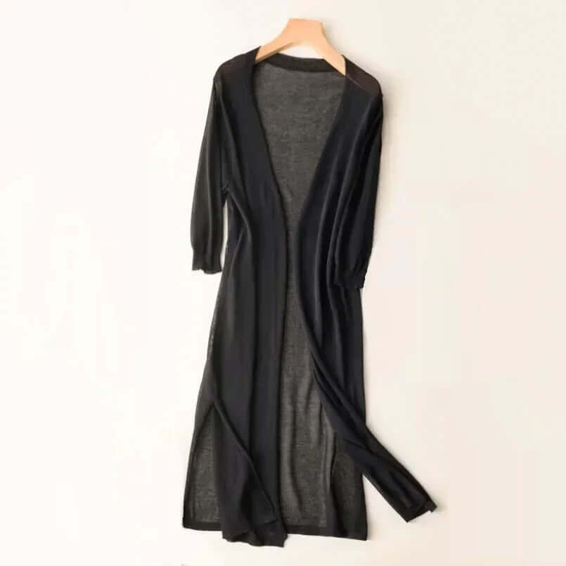 Comfortable women's open front sweater, lightweight & long sleeve for versatile layering.