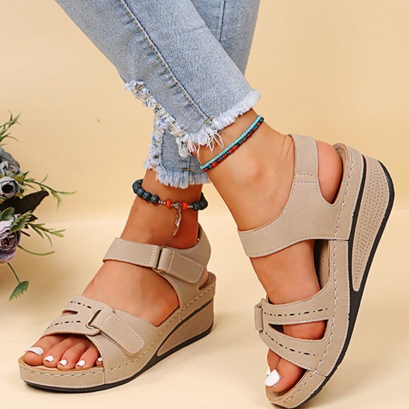 Women's orthopedic sandals in a neutral color, suitable for various outfits