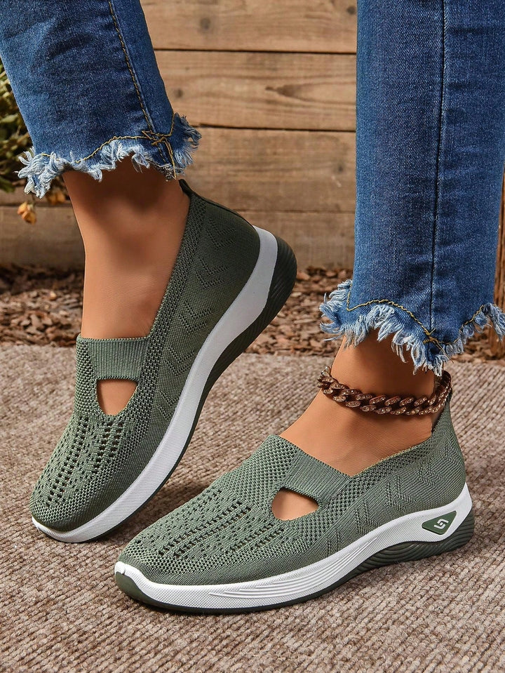 Women's orthopedic slip-on flat shoes, perfect for breathable and lightweight summer activities.