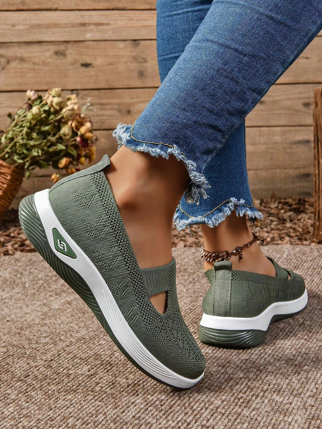 Breathable women's casual slip-on shoes, orthopedic design for lightweight summer wear.