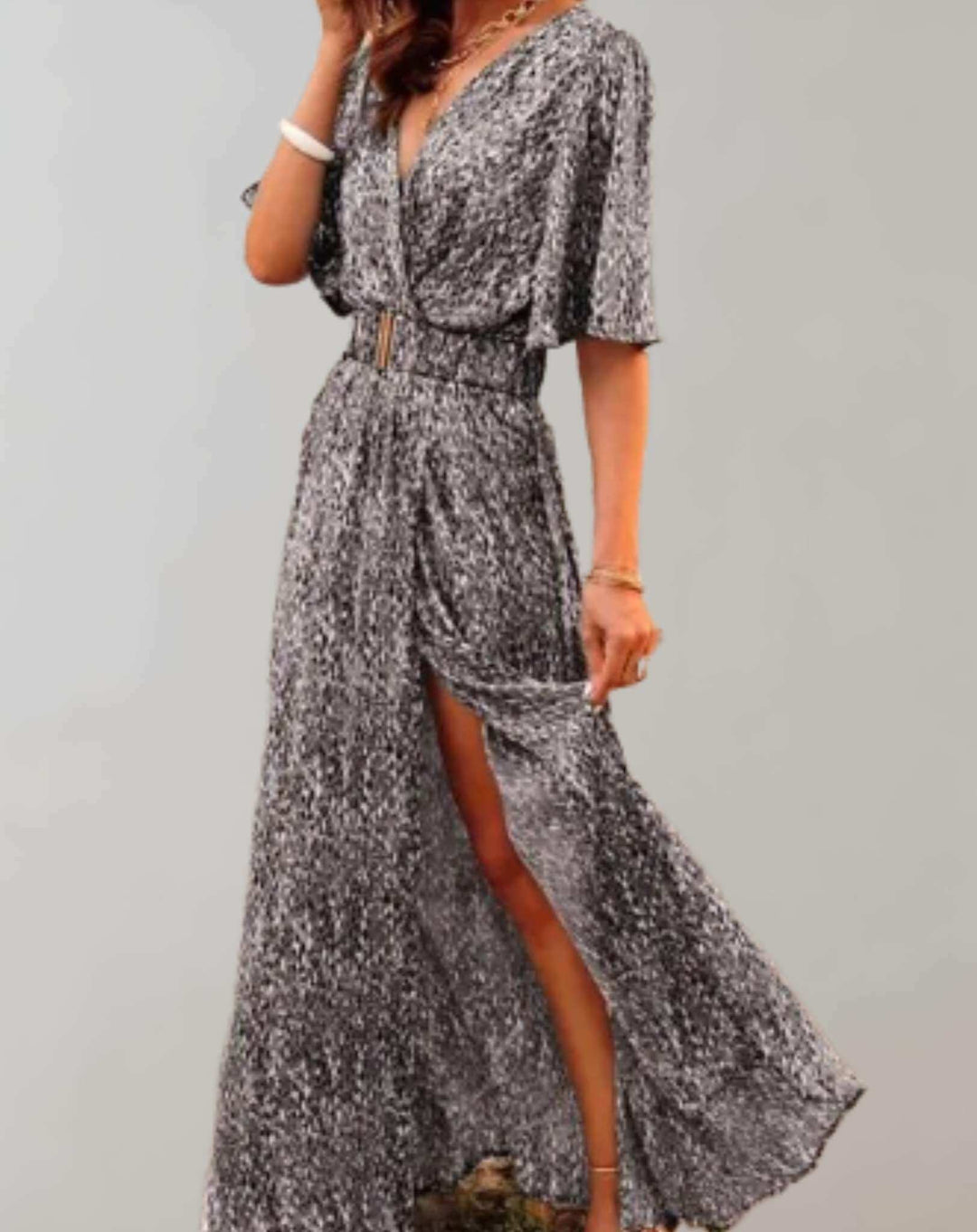 Elegant women's floral print dress, loose fit with a stylish slit, offering comfortable wear for spring and summer.