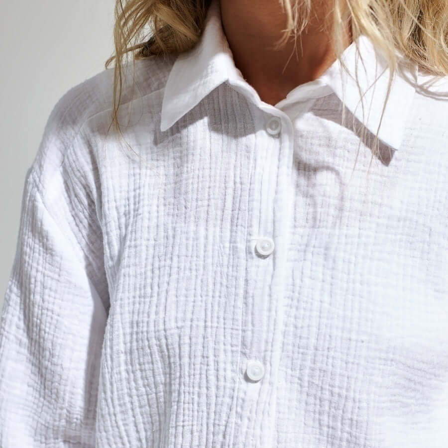 Soft & comfortable loose long sleeve women's polo, perfect for versatile spring & autumn wear.