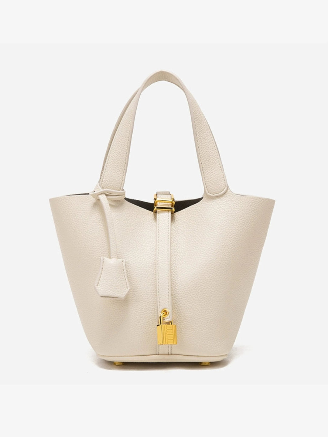 Sophisticated women's luxe leather bucket bag, an elegant accessory for a polished look.