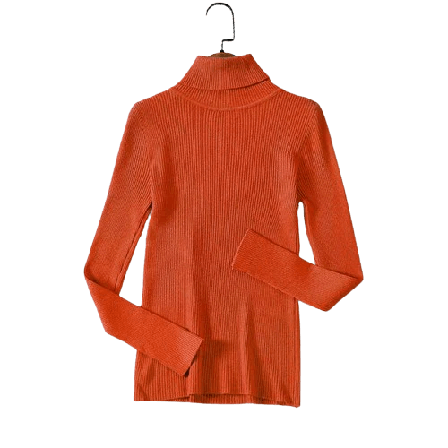 One size women's luxurious retro cashmere sweater, soft knit for comfortable winter wear.