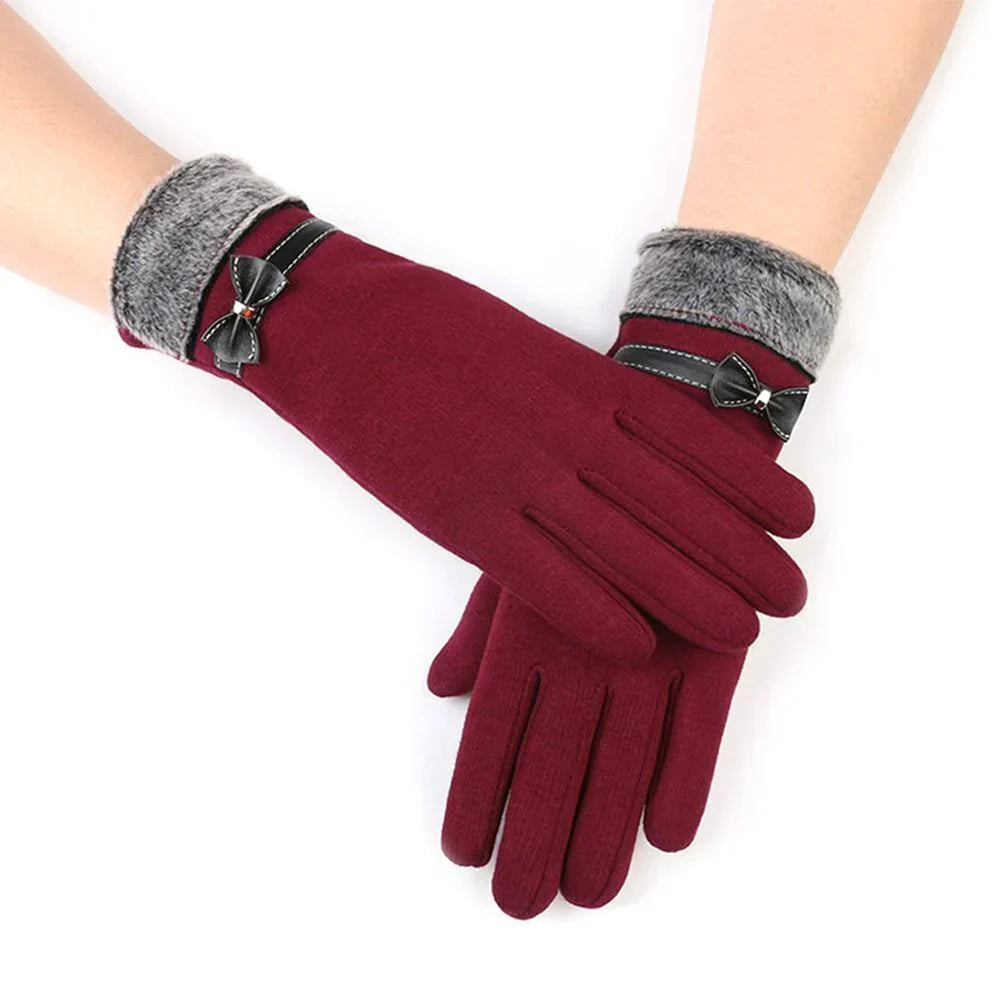 Premium women's touchscreen gloves. Elise luxury soft wool-cotton blend for warm, stylish winter fashion.
