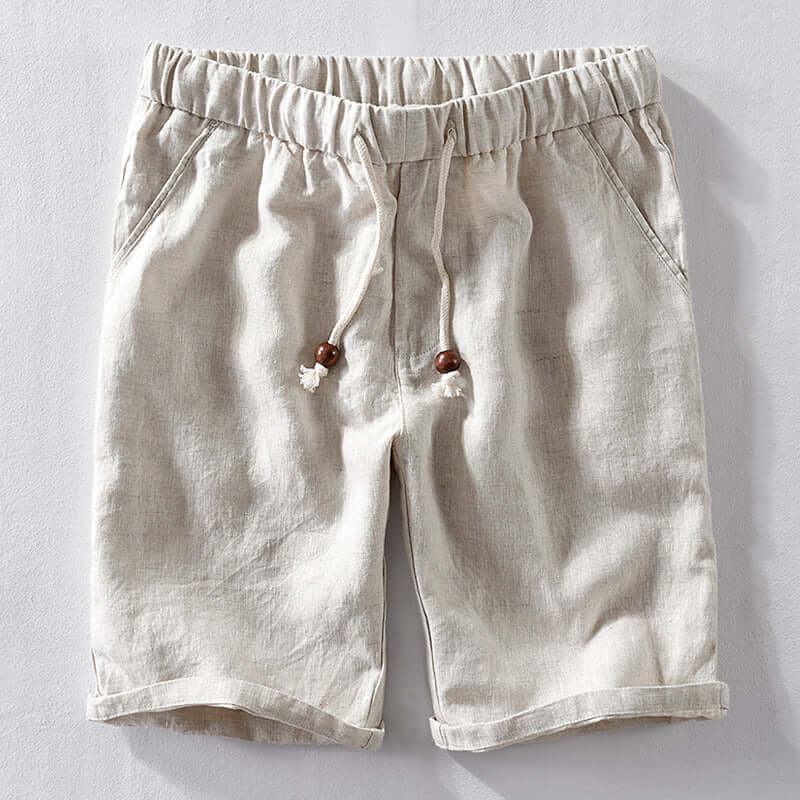 Stylish women's mid-rise shorts, a versatile choice for everyday fashion and summer comfort.