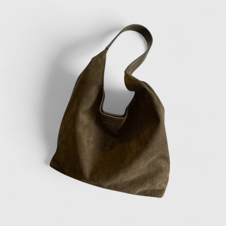 Functional minimalist women's shoulder bag, everyday elegance, a versatile fashion handbag accessory.