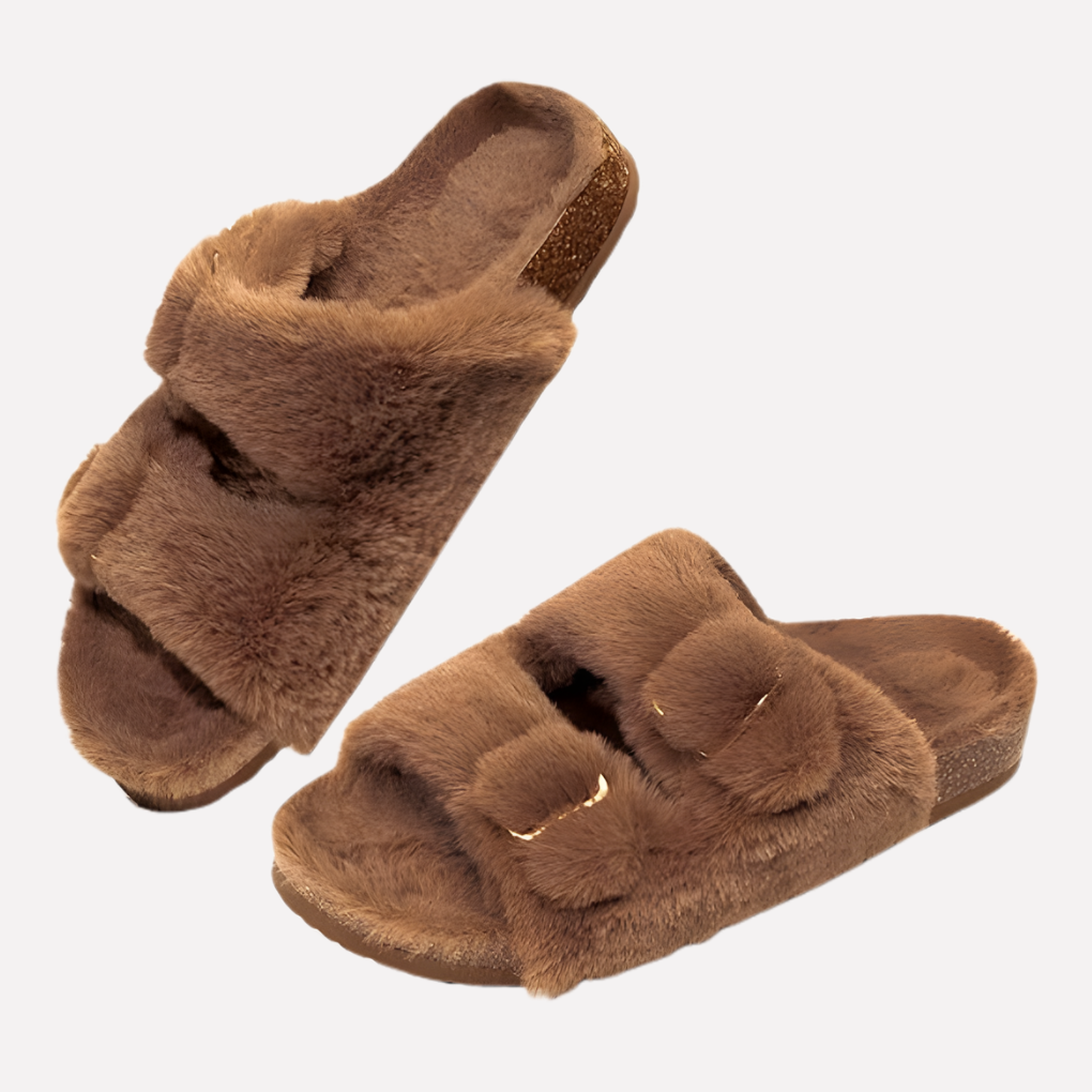 Breathable open toe women's slippers, ideal comfort shoes for casual indoor-outdoor activities.