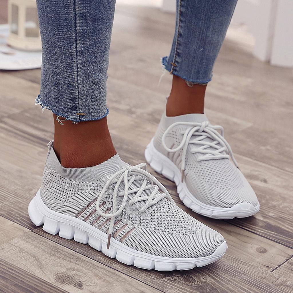 Lightweight women's casual walking sneakers, designed for everyday orthopedic comfort.