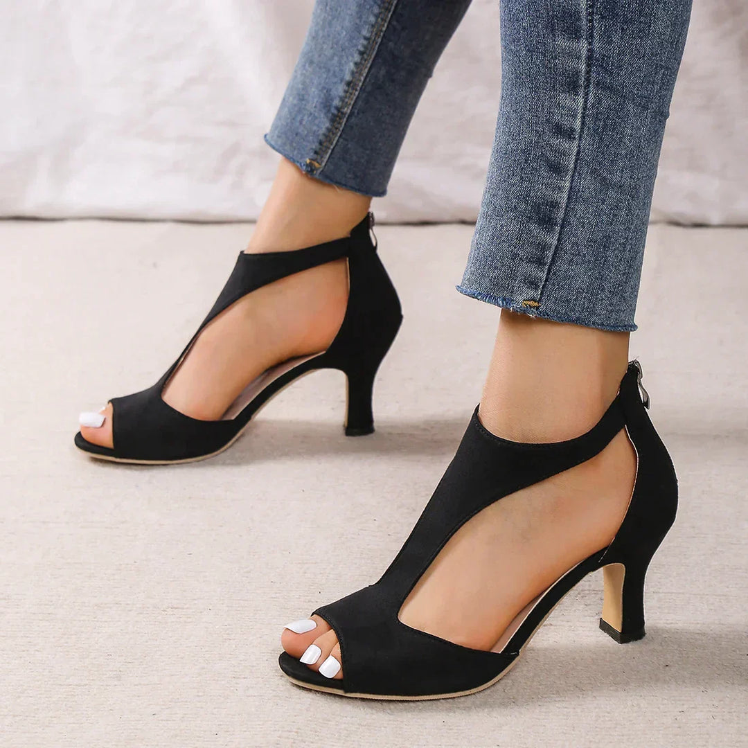 Elegant women's heeled orthopedic sandals with adjustable straps & arch support for comfortable all-day wear.