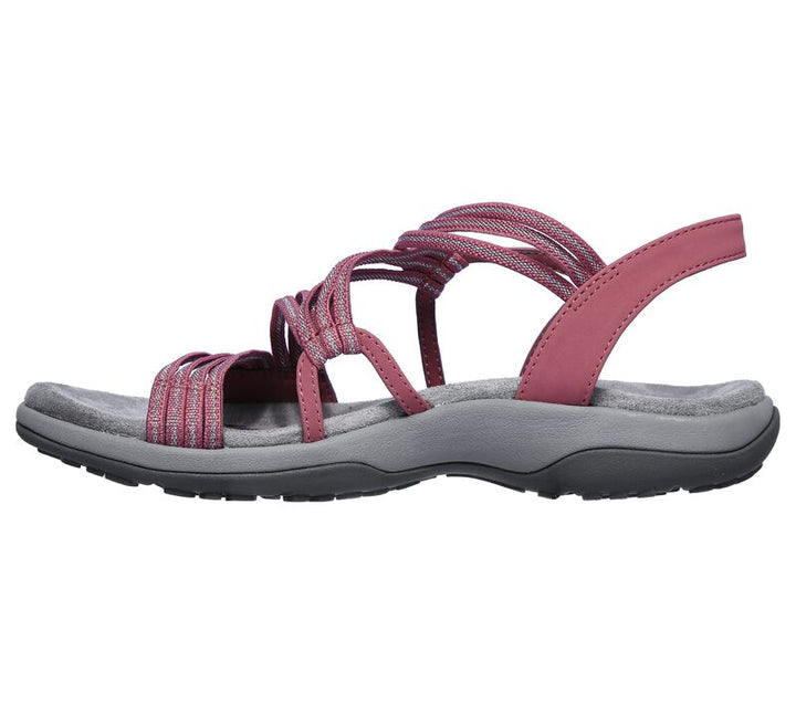 Versatile Elvira women's sandals: orthopedic design with adjustable straps for ultimate comfort & walking support.