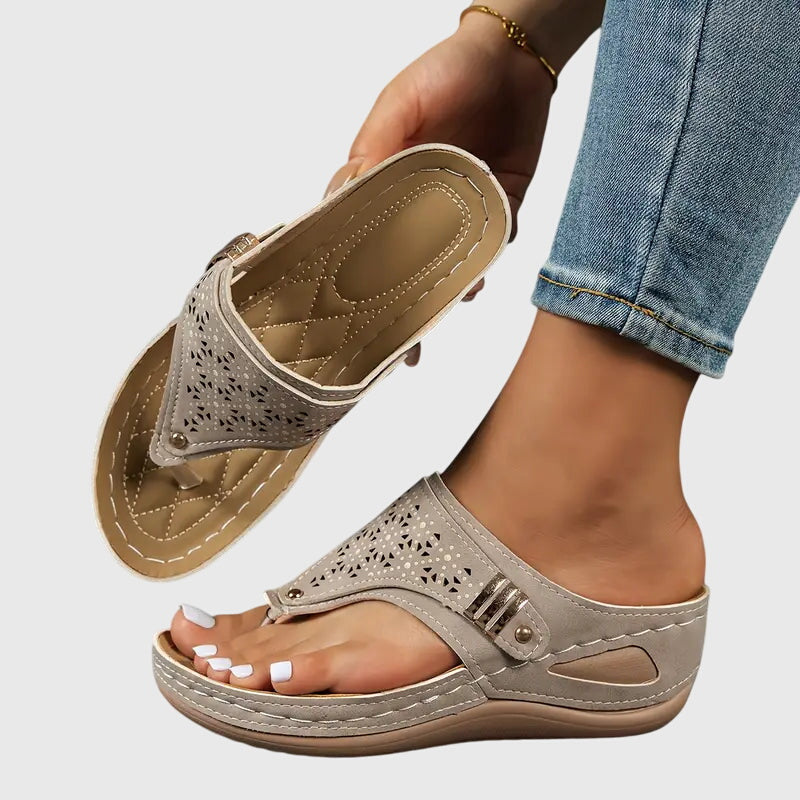 Women's casual summer sandals with orthopedic arch support and superior comfort.
