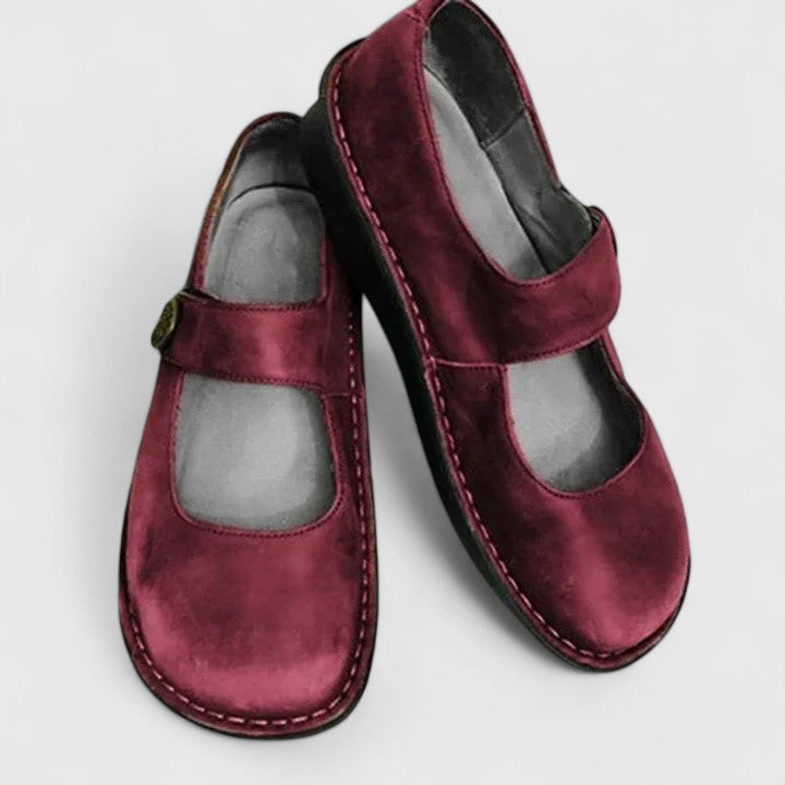Stable women's casual orthopedic shoes, perfect for comfortable everyday walking and support.