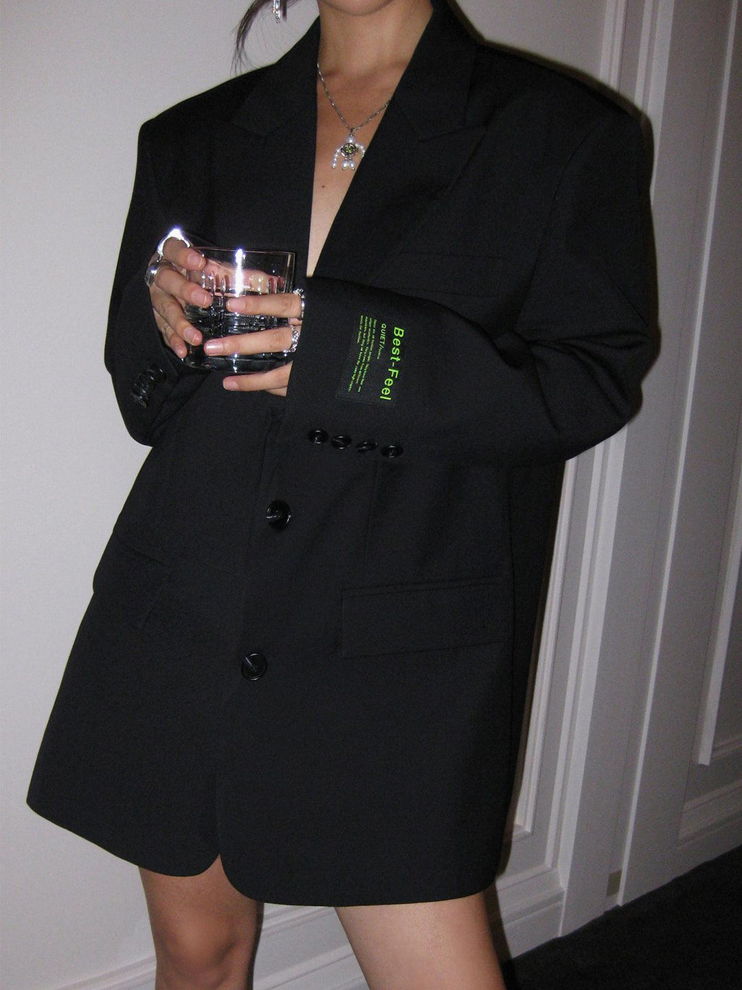 Women's oversized classic blazer coat, a versatile tailored jacket for elegant office wear, workwear, and casual chic.