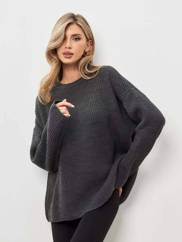 Everyday comfort women's oversized knit jumper, soft, relaxed fit, perfect for casual wear.