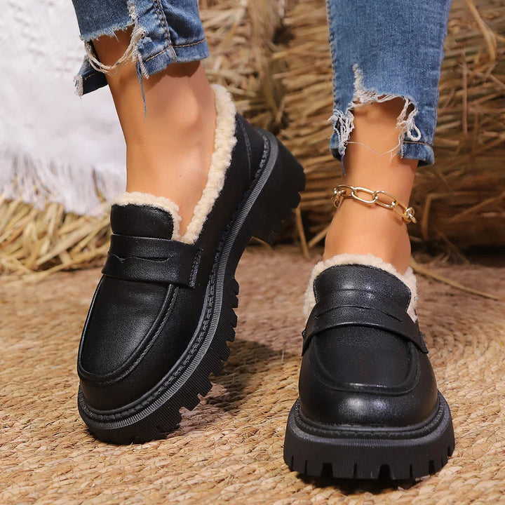 Comfortable women's platform loafers with a chunky sole. Ideal slip-on shoes for cozy fall & winter casual wear.