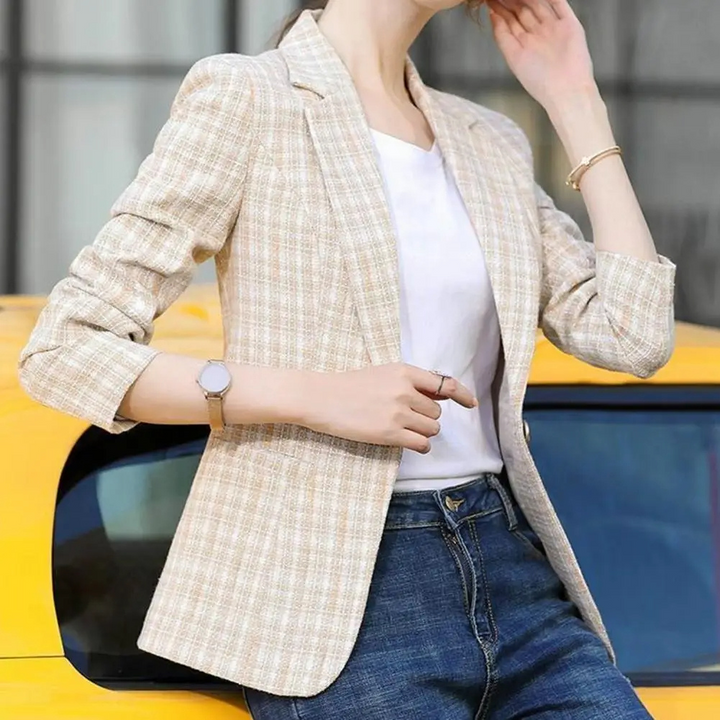Professional women's checkered blazer. Single-button design, perfect for office wear and stylish business casual.