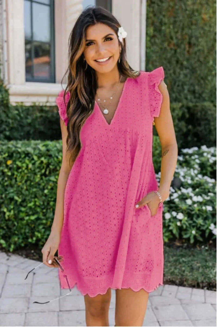 Summer-ready women's printed sleeveless midi dress, ideal for both casual and dressy events.