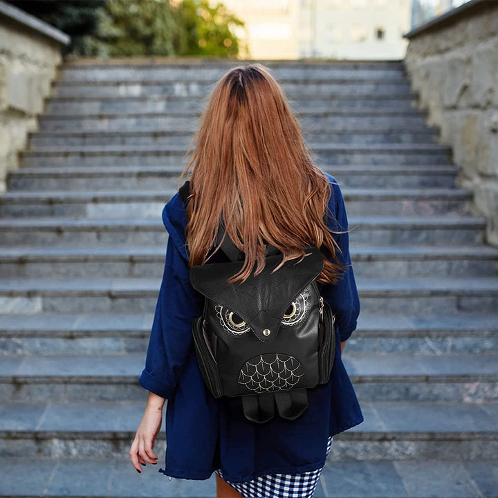 Trendy women's PU leather backpack, featuring an eye-catching owl print and practical multi-pocket storage.