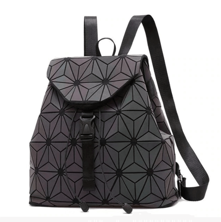 Reflective & color-changing women's backpack with geometric pattern, faux leather, a luminous travel bag.
