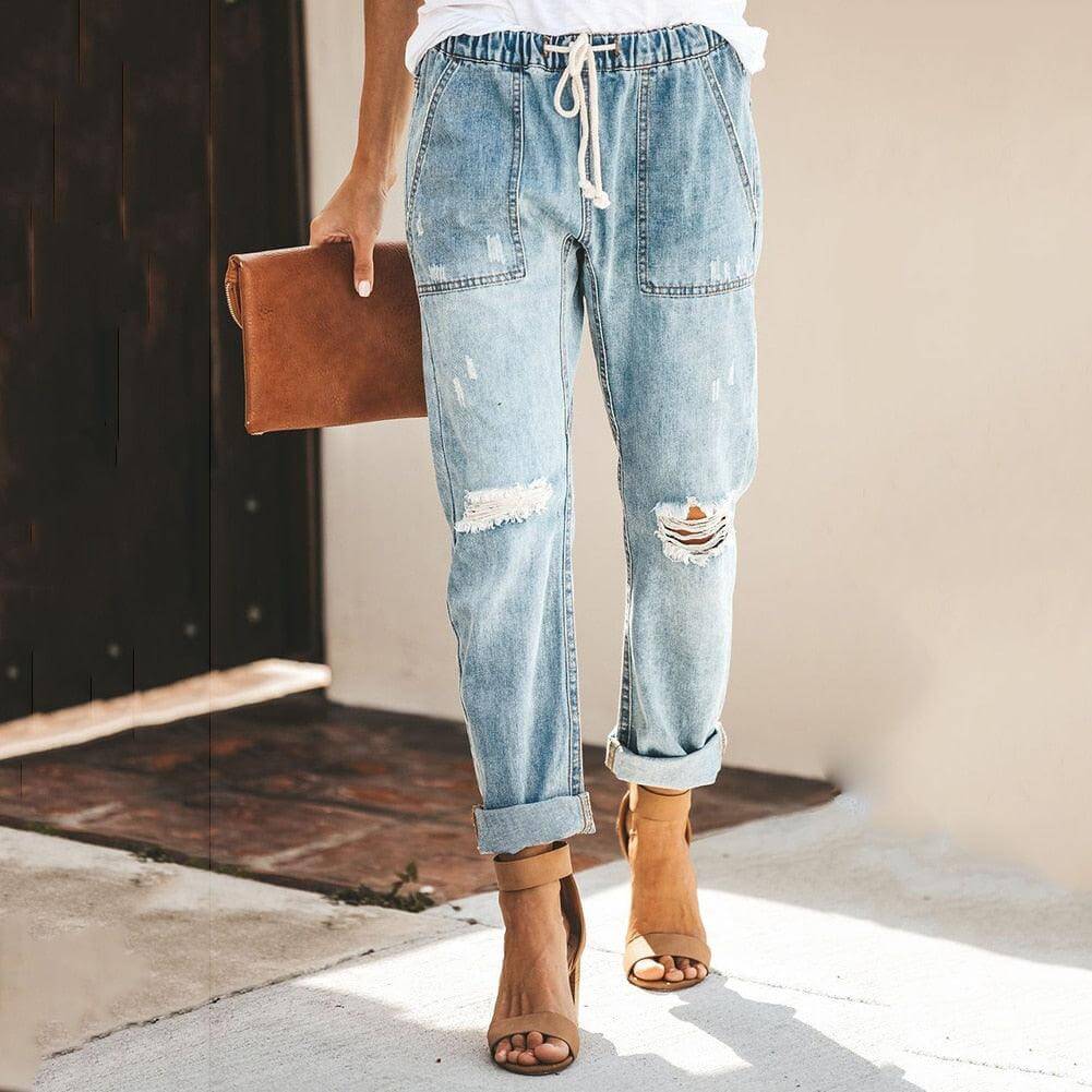 Women's relaxed fit comfort pants, perfect for everyday wear and lounging. Soft, versatile women's fashion.