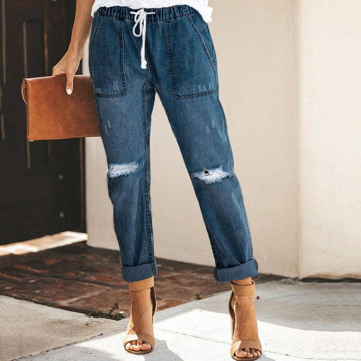 Everyday women's lounge wear pants, relaxed fit & super soft for ultimate comfort. Versatile casual style.