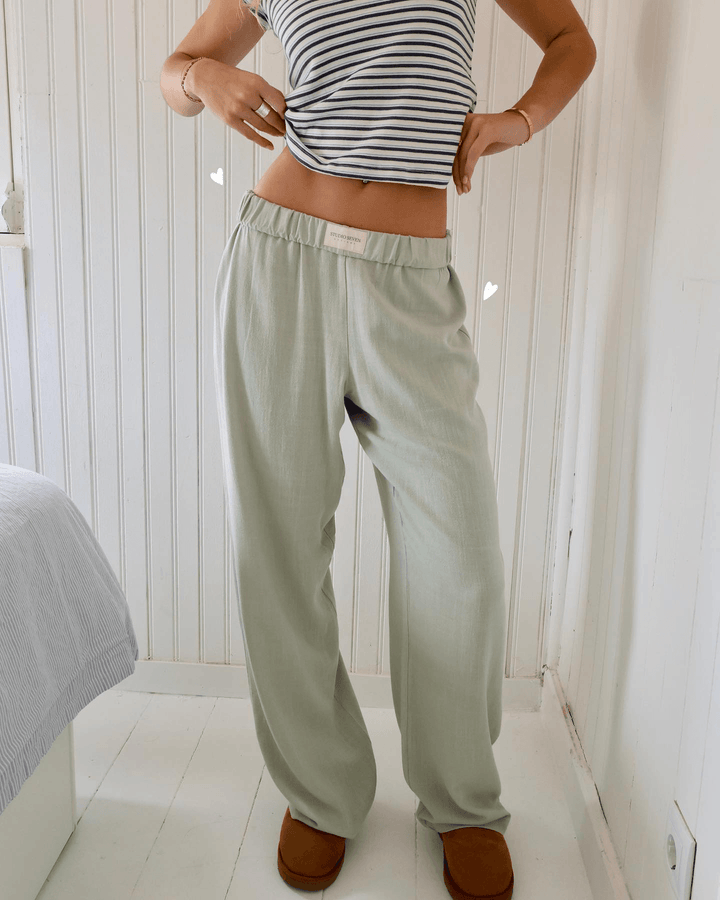 Ultra-comfortable women's relaxed fit lounge pants, featuring a soft, breathable fabric.