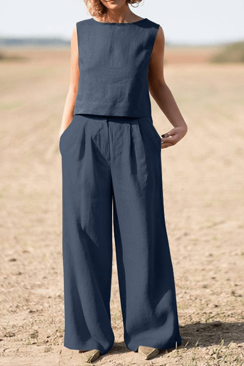 Women's relaxed fit loungewear set with comfy top & wide-leg pants. Ideal two-piece for ultimate comfort.
