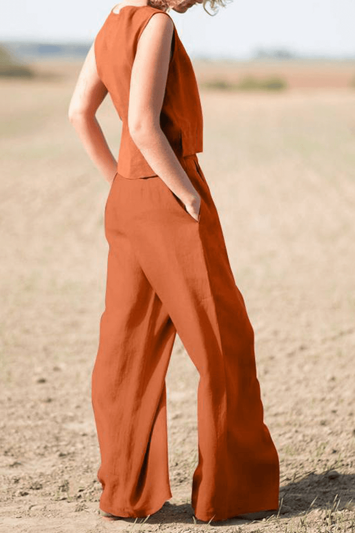 Relaxed fit women's top & wide-leg pants matching set. Super comfy wear, perfect for spring/summer fashion.