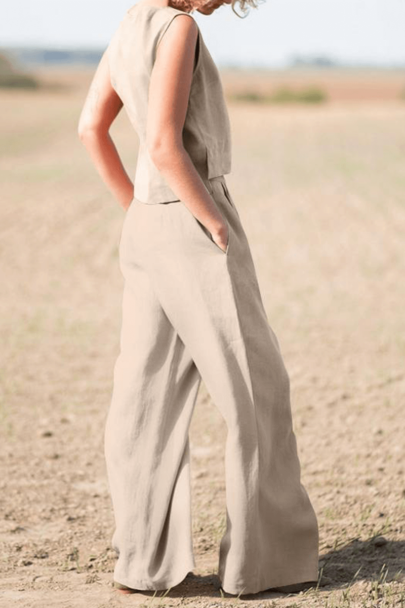 Women's summer fashion set: comfortable relaxed fit top & wide-leg pants. Easy casual outfit for daily wear.